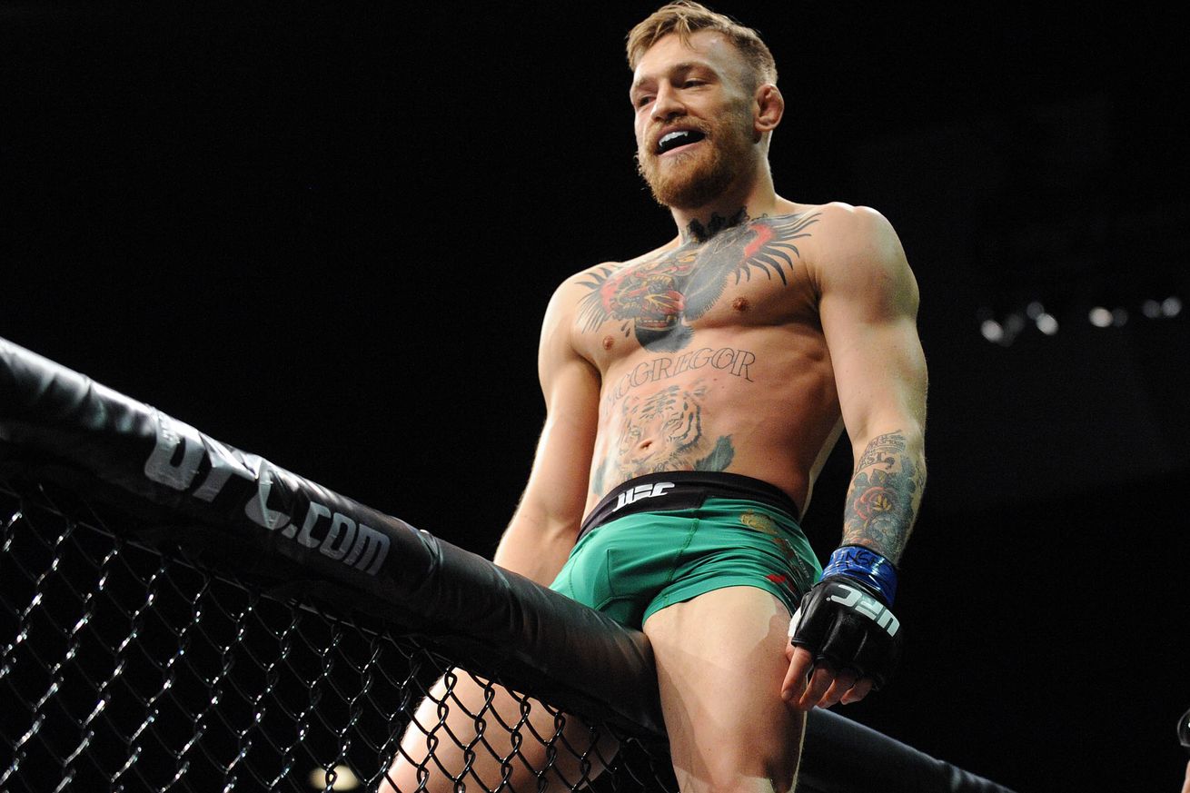 Irish Fighter Conor Mcgregor Naked And Dick Pop Out Famousmales