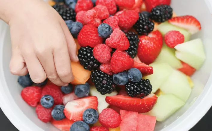 ¿Sabes cómo comer la fruta para que no te engorde?