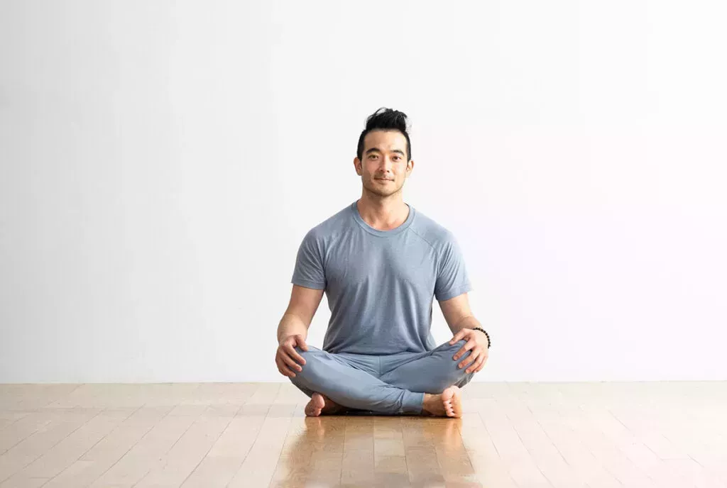 Tienes 7 chakras. Así es como el yoga puede ayudar a equilibrarlos.