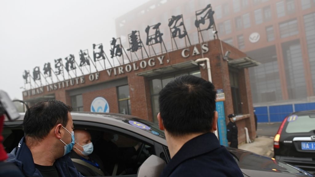 Un informe desclasificado de los servicios de inteligencia de EE.UU. no halla pruebas de una "fuga de laboratorio" de coronavirus del instituto de Wuhan