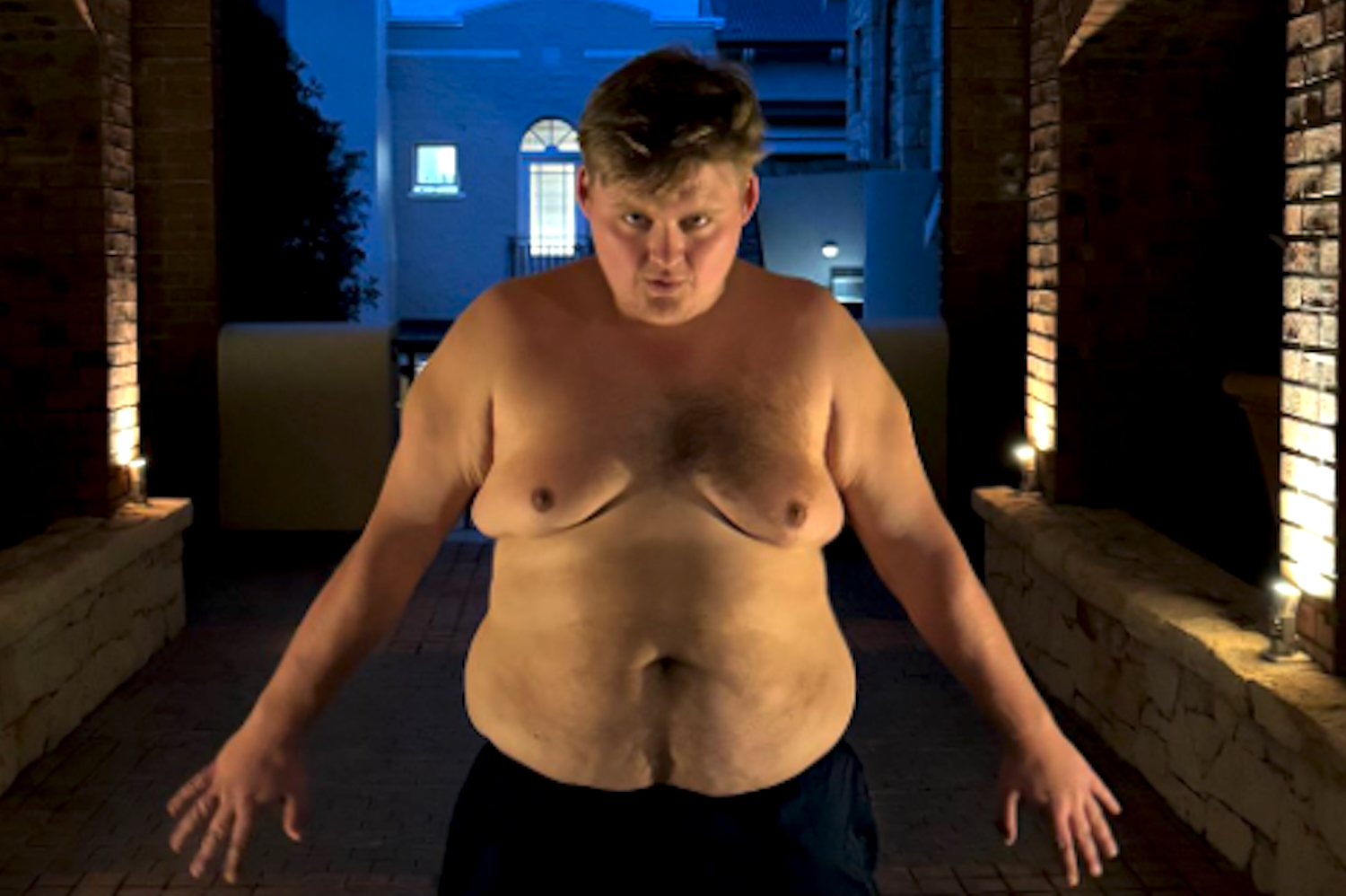Un estudiante sudafricano pierde 50 kilos en 50 días tras hacerse viral su transformador plan de entrenamiento