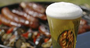 La cerveza disminuye el poder cancerígeno de la carne