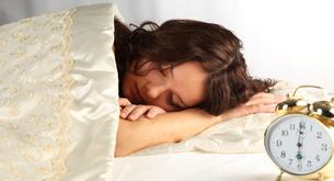 ¿Es peligroso la melatonina para conciliar el sueño?