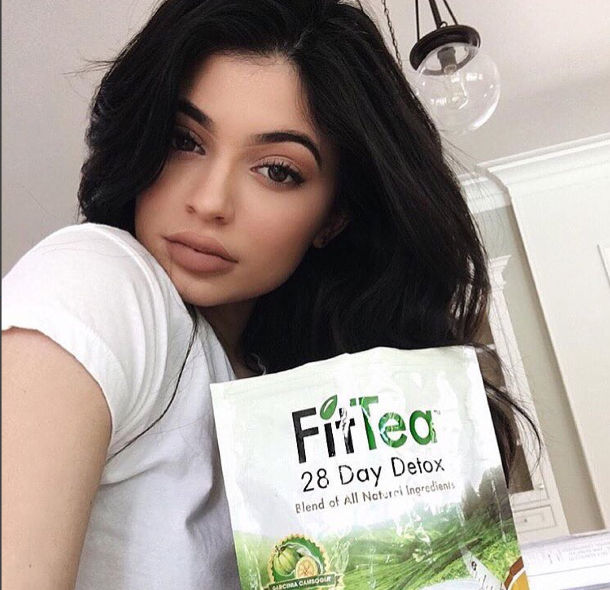 Famosas promoviendo la dieta teatox