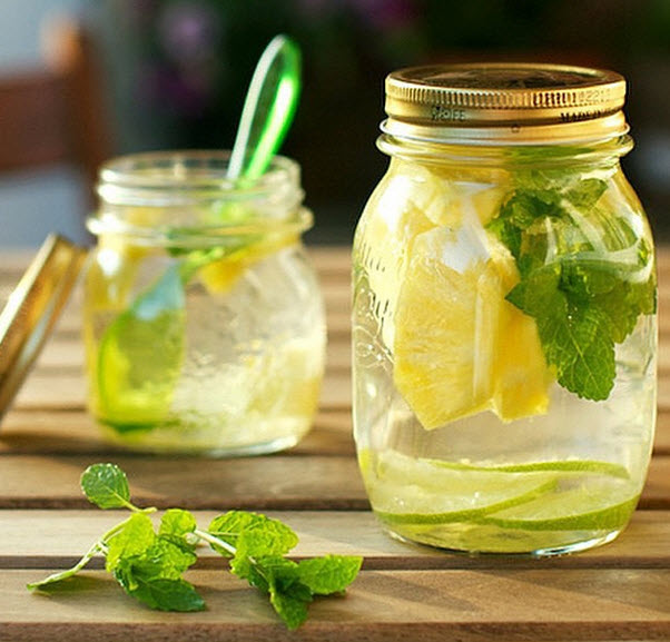 Recetas de aguas detox