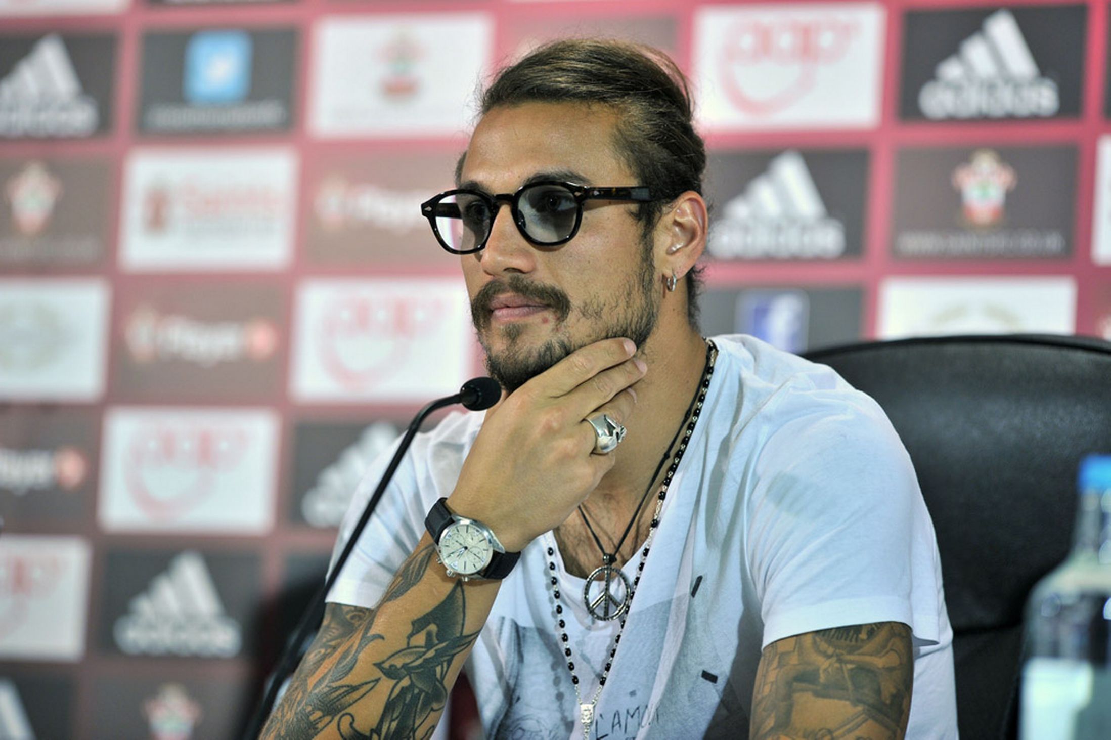 Daniel Osvaldo deja el fútbol por la música 