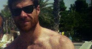 Fotos de Xabi Alonso desnudo