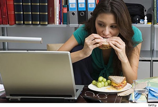 CĂłmo cuidar la dieta en el trabajo CĂłmo cuidar la dieta en el trabajo