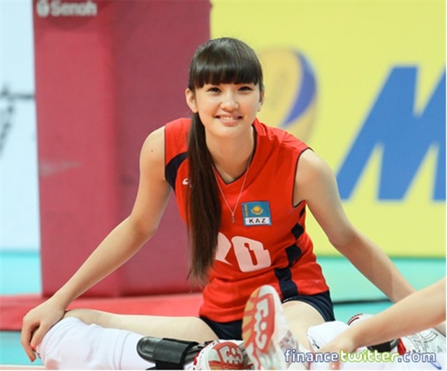 Sabina, la jugadora de voleibol demasiado guapa 