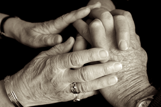 Andar reduce los síntomas del Parkinson Andar reduce los síntomas del Parkinson