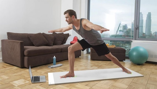 La alfombra para hacer yoga que también es tu profesor