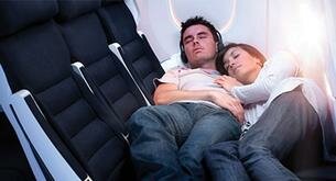 Cómo dormir en el avión y no dejarte el cuello en el intento