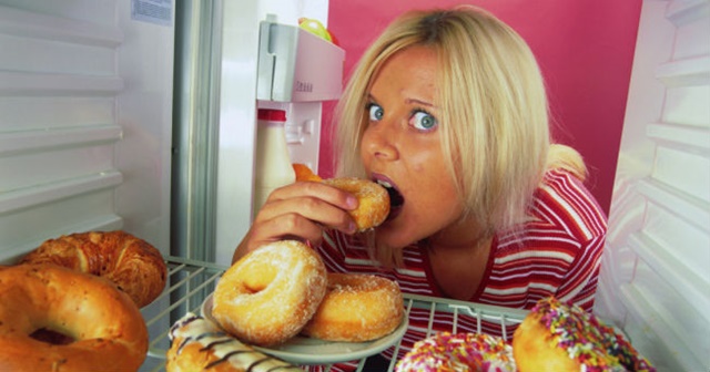 Trucos para dejar de comer de forma compulsiva Trucos para dejar de comer de forma compulsiva