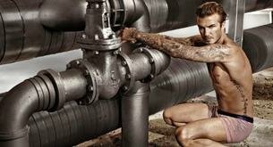 Qué más da la edad, Beckham desnudo sigue estando igual de bueno
