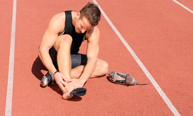 Cinco normas básicas para que no te lesiones cuando hagas deporte Cinco normas básicas para que no te lesiones cuando hagas deporte