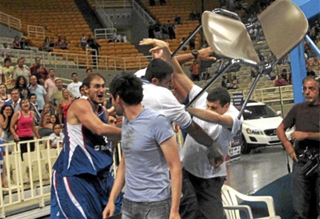 Las peleas más chungas de la historia del baloncesto