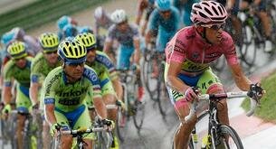El vídeo de la etapa más épica de lo que llevamos de Giro de Italia