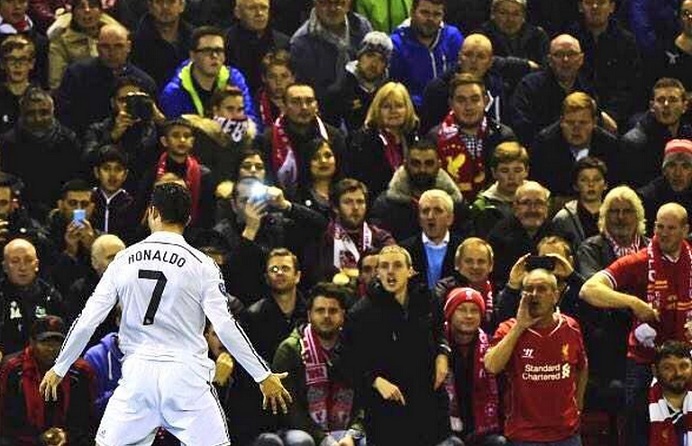 El gol de Cristiano en Anfield, el mejor de esta Champions 