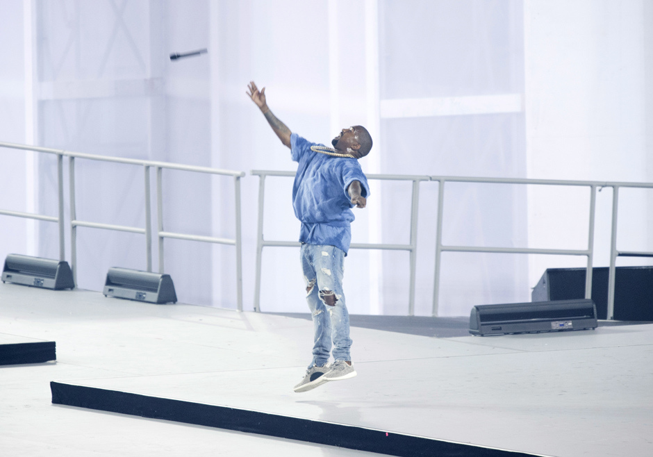 ¡Kanye West la lía en la ceremonia de clausura de los Juegos Panamericanos!