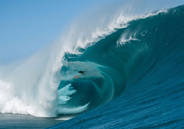 Niccolo Porcella sobrevive a la peor caída de la historia del surf