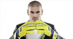 Por qué Víctor Valdés es el portero que el Sevilla necesita