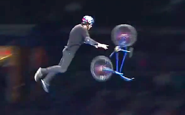 El vídeo del increíble nuevo récord de Ryan Williams con una BMX El vídeo del increíble nuevo récord de Ryan Williams con una BMX