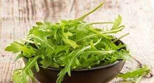 Los beneficios de comer rúcula
