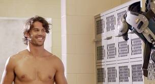 Eric Decker desnudo, el cuerpo más hot de la NFL