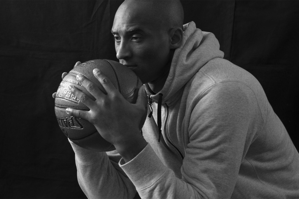 Kobe Bryant dice adiós al baloncesto en una carta de despedida Kobe Bryant dice adiós al baloncesto en una carta de despedida