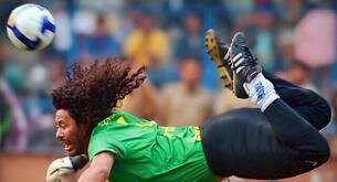 Los mejores momentos de René Higuita de la historia del fútbol