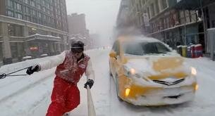 Snowboarding en las calles de Nueva York