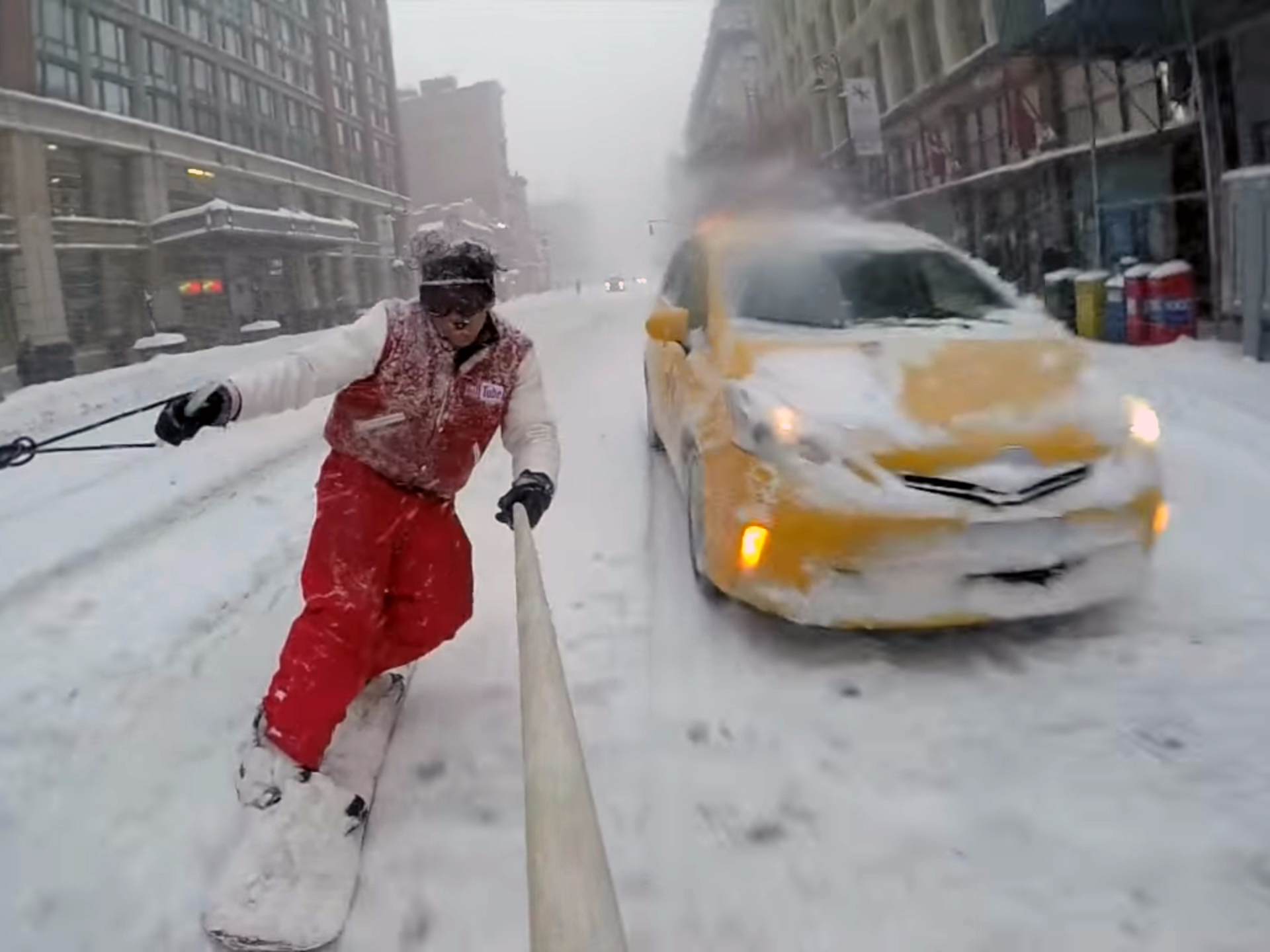 Snowboarding en las calles de Nueva York Snowboarding en las calles de Nueva York