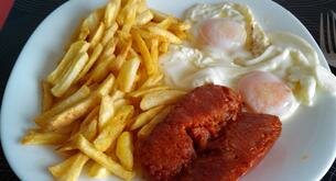 Las patatas con huevo y chorizo no engordan