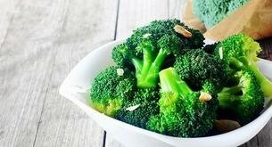 Comer brócoli protege a los ojos de la radiación solar