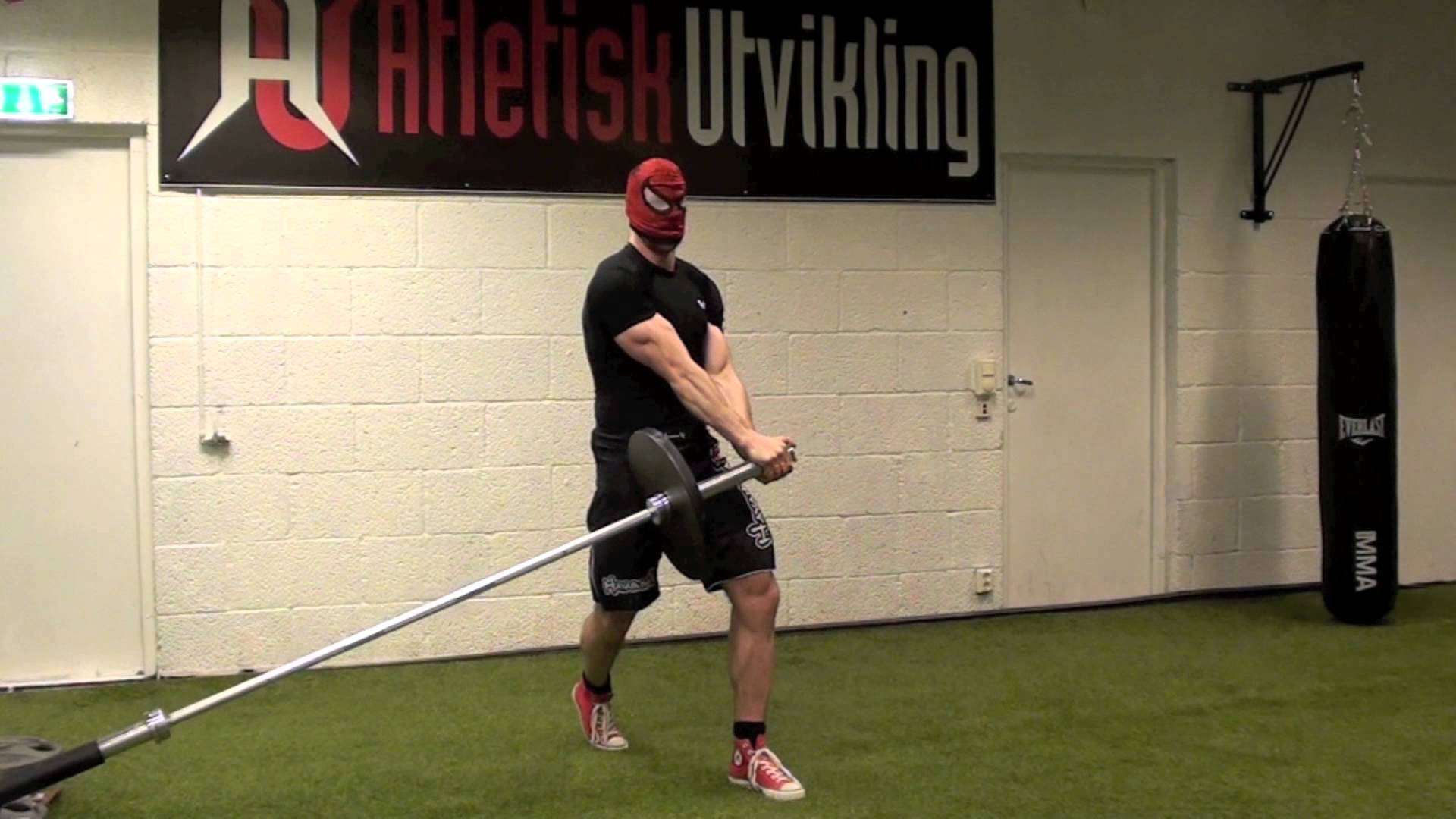 Giros de full contact: lo mejor para tus oblicuos Giros de full contact: lo mejor para tus oblicuos