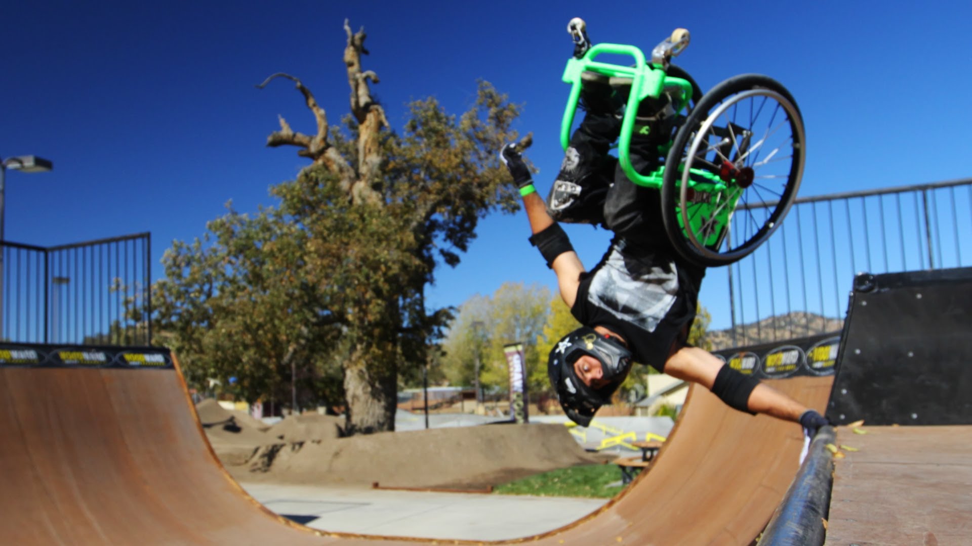 Consigue realizar un backflip en silla de ruedas Consigue realizar un backflip en silla de ruedas