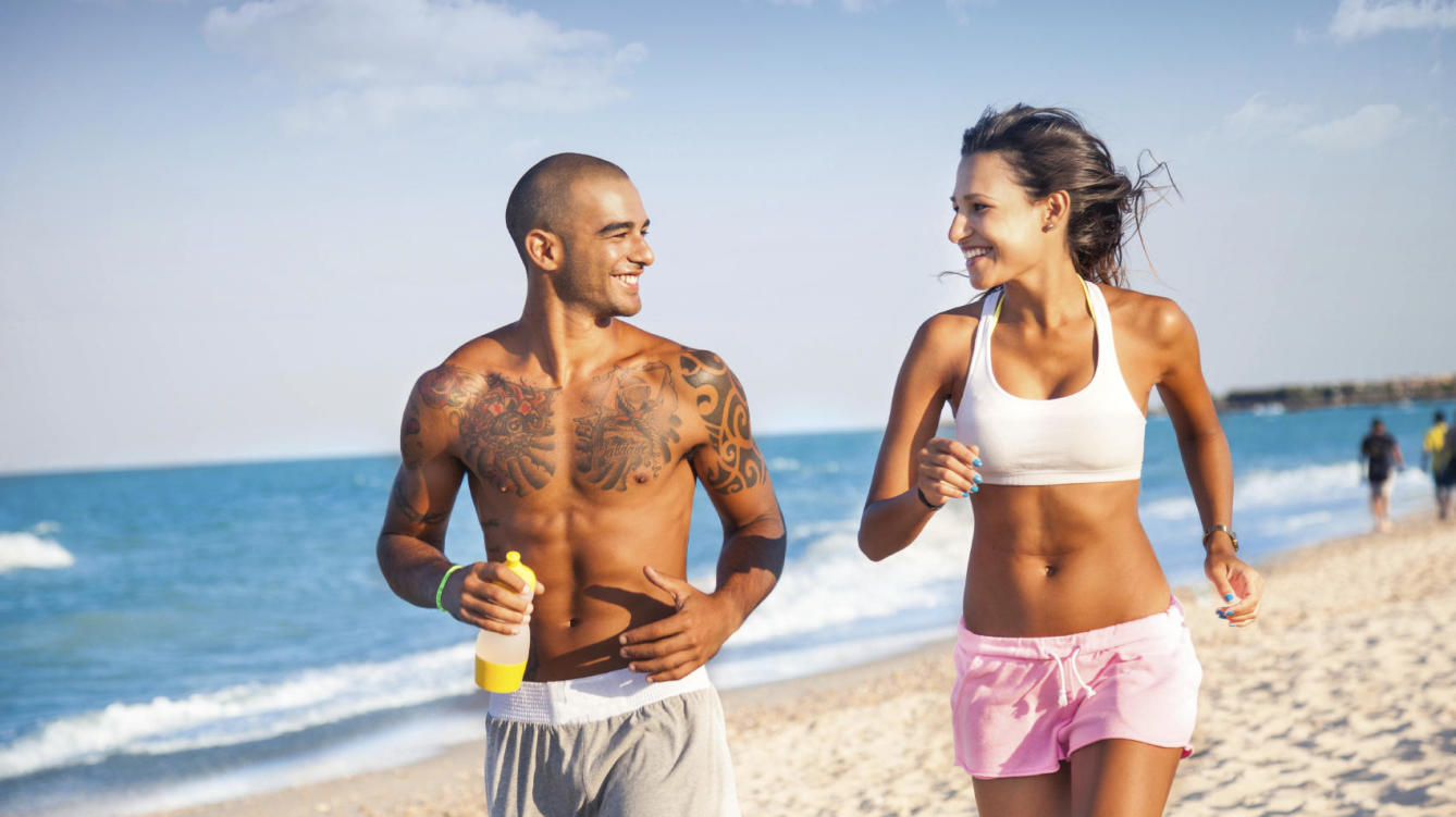 Los mejores ejercicios para hacer en la playa