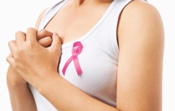 Andar una hora al día previene el cáncer de mama