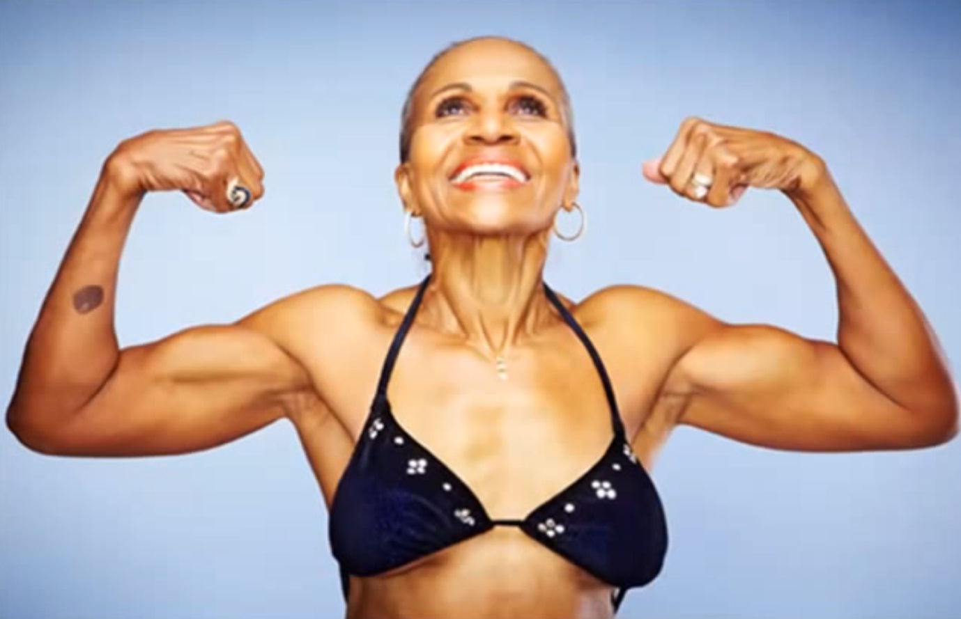 Conoce a Ernestine Shepherd, la culturista más vieja del mundo Conoce a Ernestine Shepherd, la culturista más vieja del mundo
