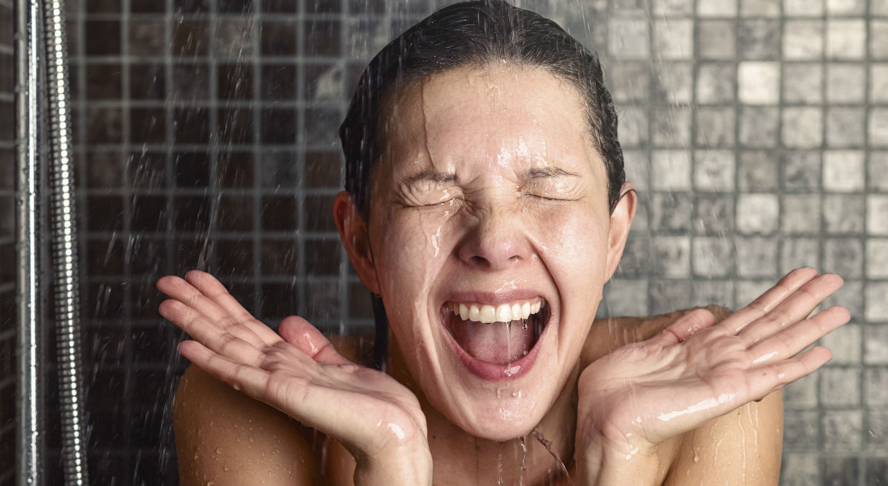 Diferencias entre la ducha de agua fría y agua caliente