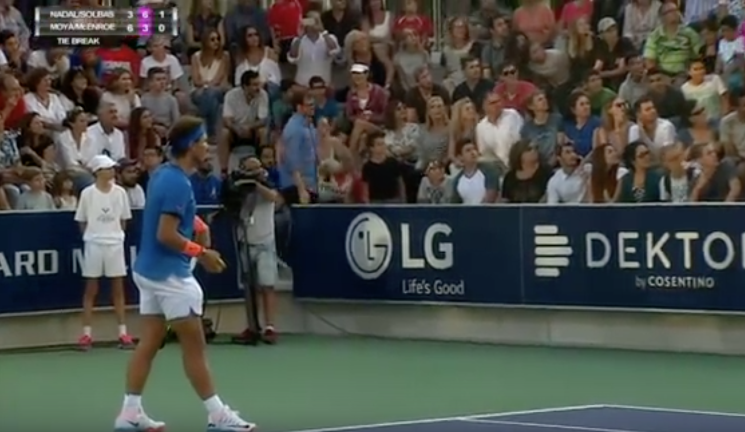 Nadal para un partido hasta que una madre encuentra a su hija Nadal para un partido hasta que una madre encuentra a su hija
