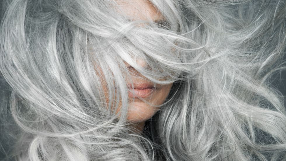 ¿Por qué salen las canas? ¿Por qué salen las canas?