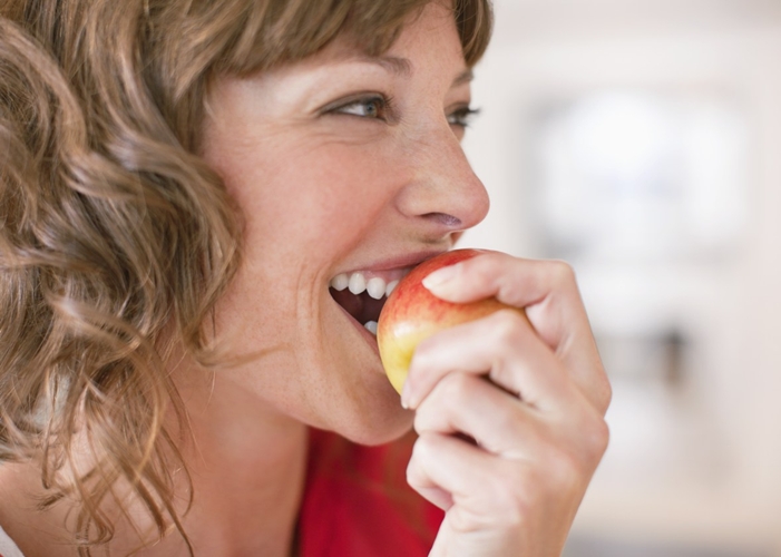 4 razones para comer manzanas antes de tu entrenamiento 4 razones para comer manzanas antes de tu entrenamiento