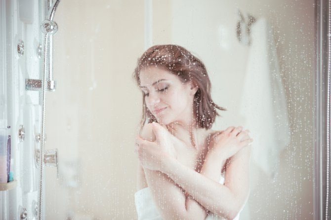 La ciencia explica por qué deberíamos de dejar de ducharnos a diario