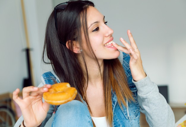 5 comidas que debes dejar de comer si quieres perder peso