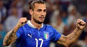 Daniel Osvaldo deja el fútbol profesional para tocar con su grupo de rock