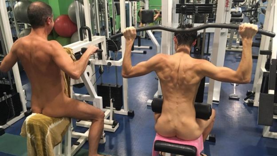 Abren el primer gimnasio para nudistas