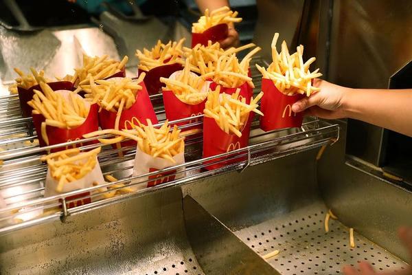 Las patatas del McDonald's podrían frenar la caída del pelo Las patatas del McDonald's podrían frenar la caída del pelo