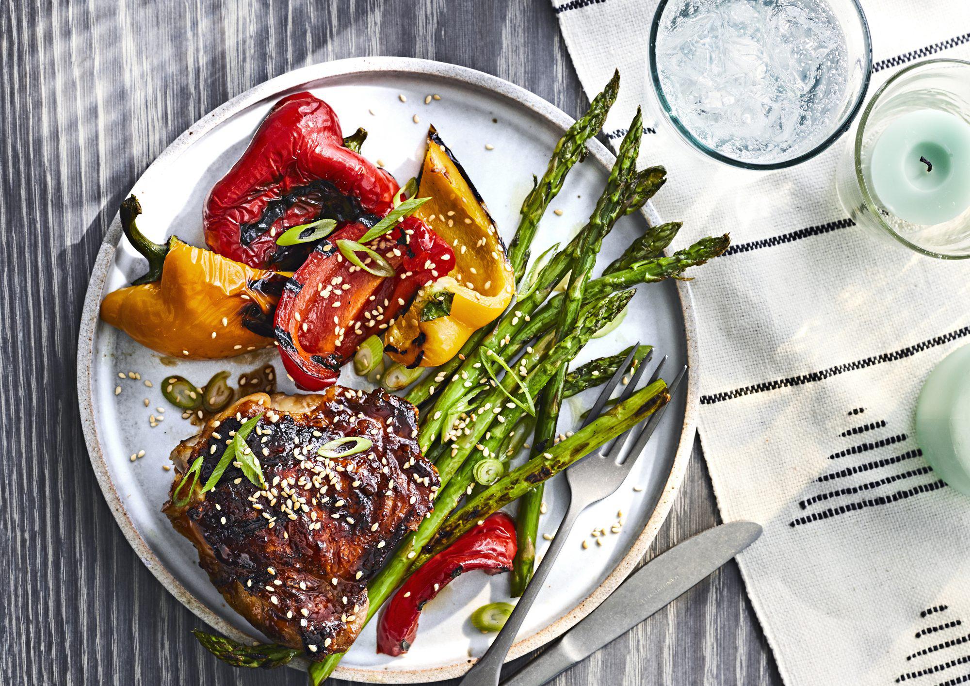 Las mejores recetas saludables para asar a la parrilla para probar este verano