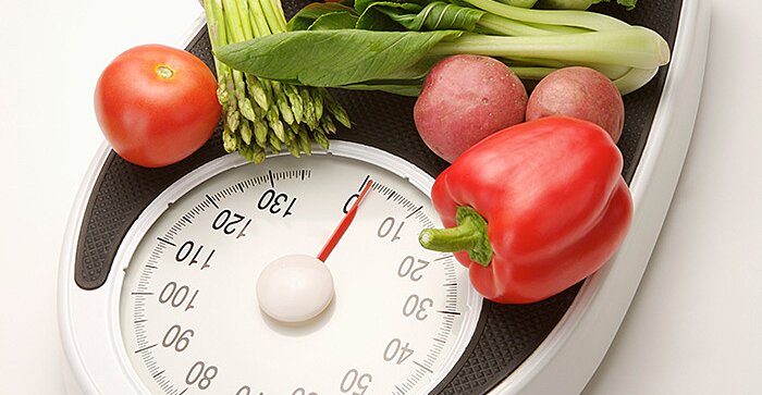 Comer más frutas y verduras sin almidón se asocia con menos aumento de peso